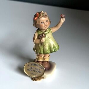 HUMMEL GOEBEL FOREVER YOURS #793 FIGURINE GIRL FLOWERS FIRST ISSUE TAG 1996/97 C